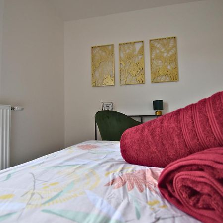 Echo Parisien Lejlighed Aubervilliers Eksteriør billede